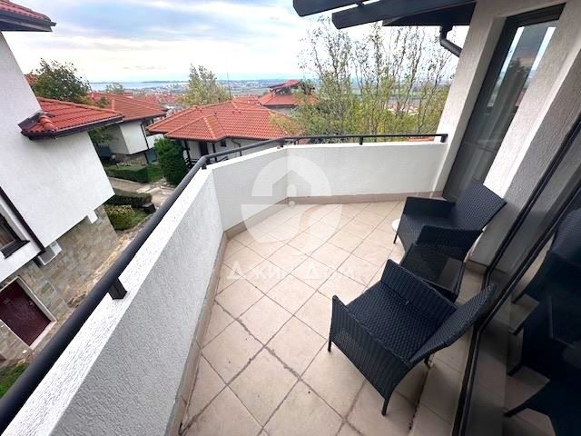 Продава се Двустаен апартамент в с. Кошарица, Област Бургас - 70 кв.м за 972 €/кв.м - Снимка #12