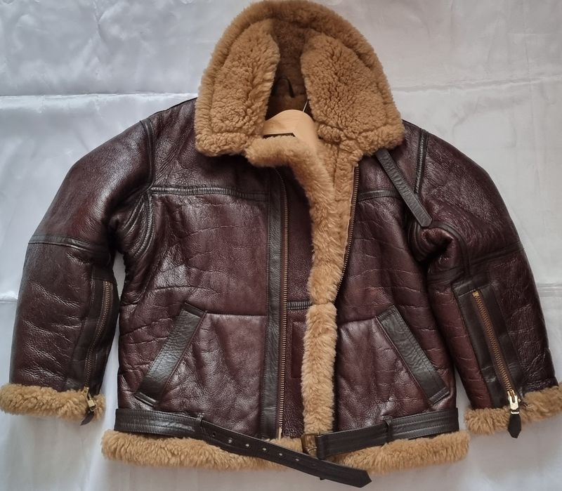 Irvin Raf,pilot,B3,shearling,sheepskin
Sheepskin