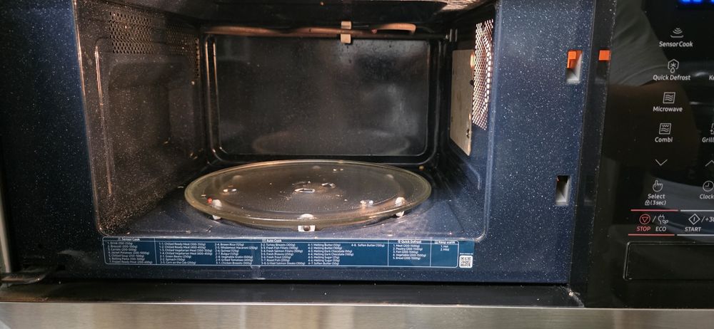 Cuptor microunde incorporabil Samsung