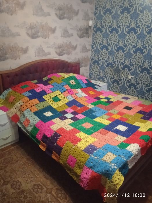 Продам покрывало ручной работы