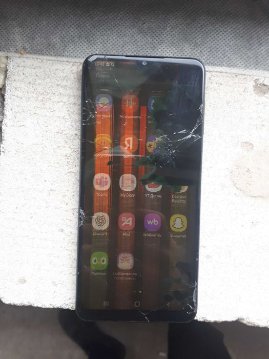 Samsung a12 гэлакси