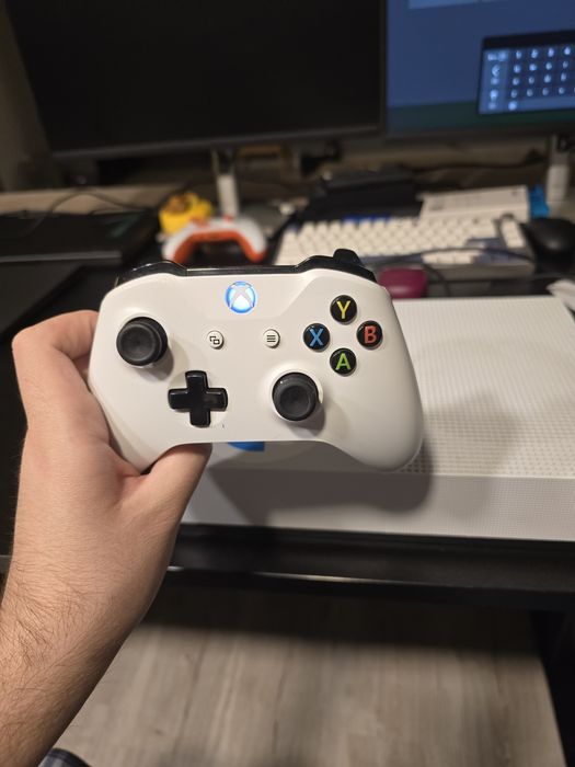 xbox one s 1 tb memorie, 3 manete controllere