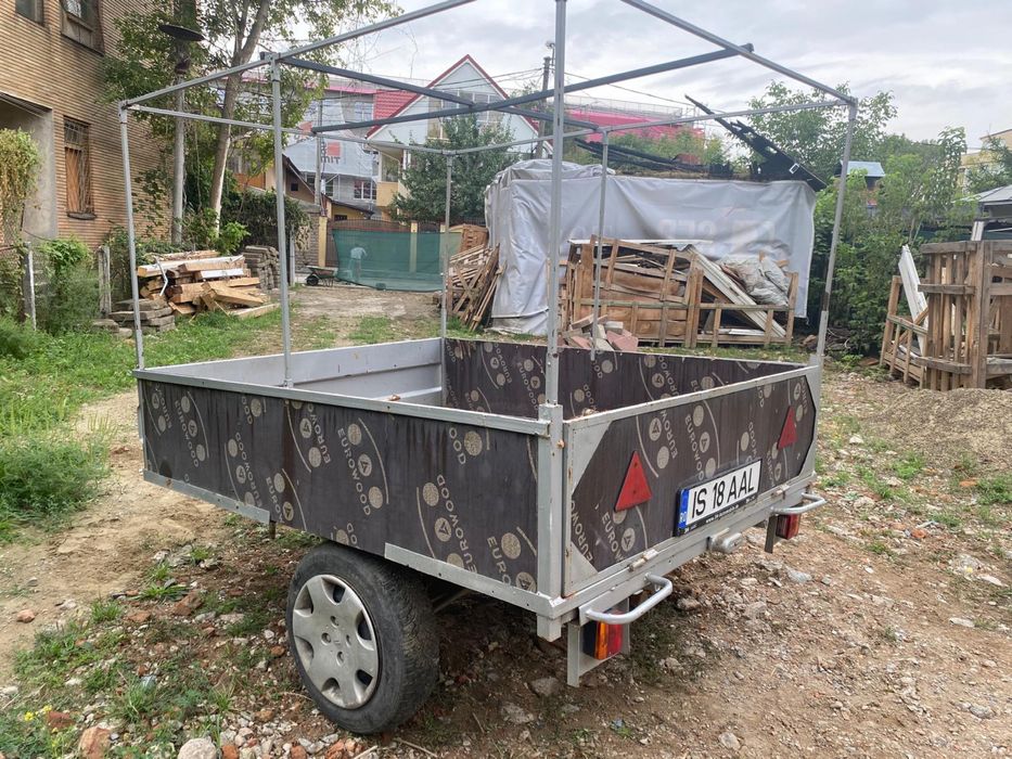 Remorca auto suspensie tripla