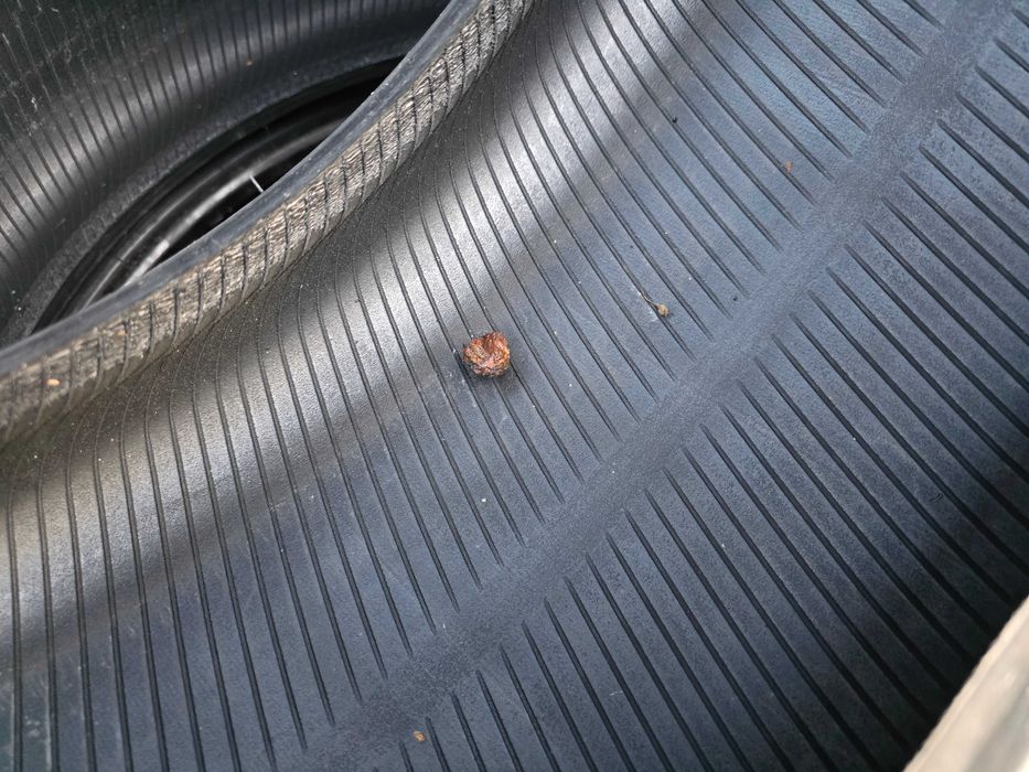 2бр Всесезонни гуми 235 45 20 - Bridgestone - DOT 2024