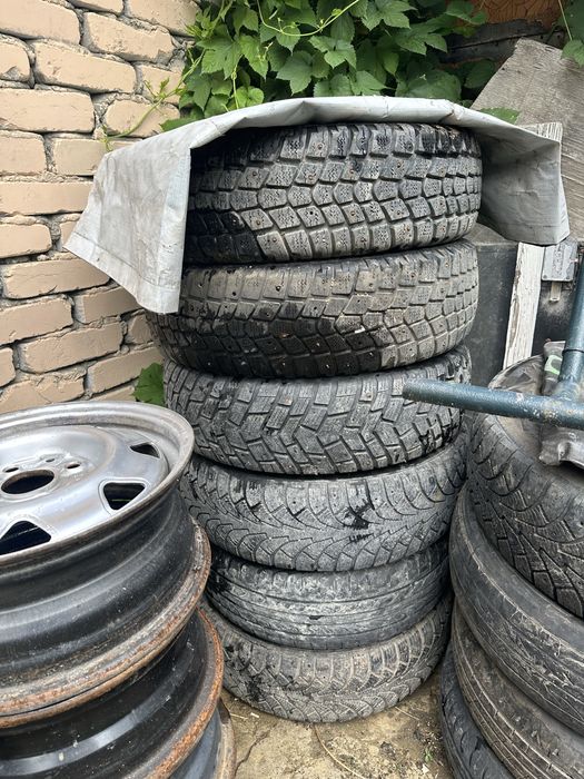 Резина покрышки ненужные