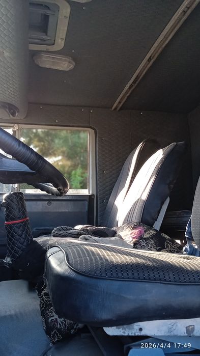 Kamaz samosval metan