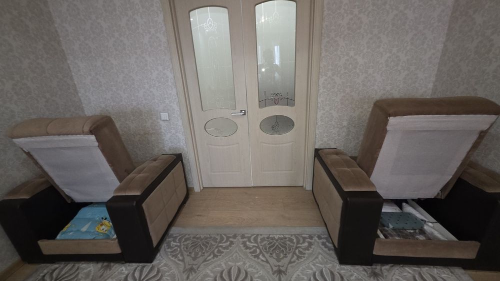 2.          кресла.