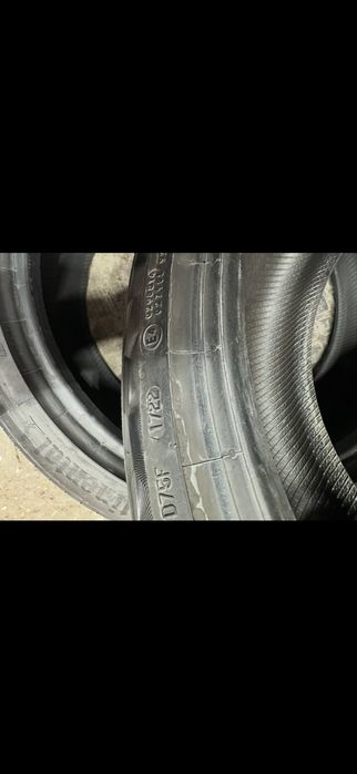 225 40 18 Continental 2 buc