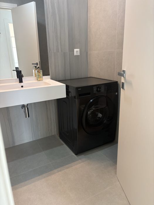 Inchiriez apartament 2 camere NOU Aviatiei