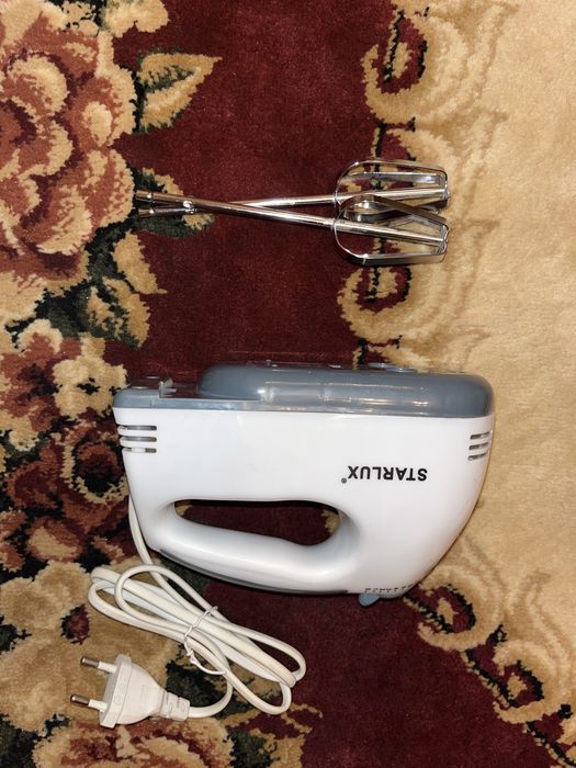 Yengi kichkina blendr karobkasi eskirib ketgan faqat