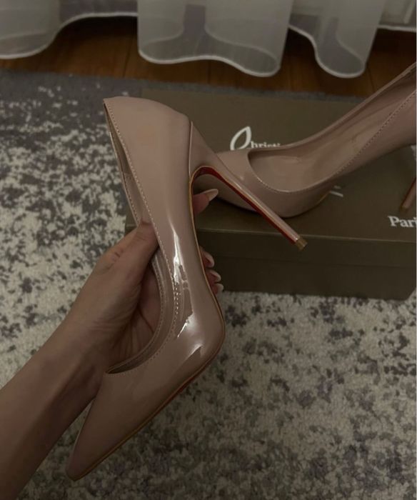 Pantofi Christian Louboutin piele 37 stoc si pe comanda