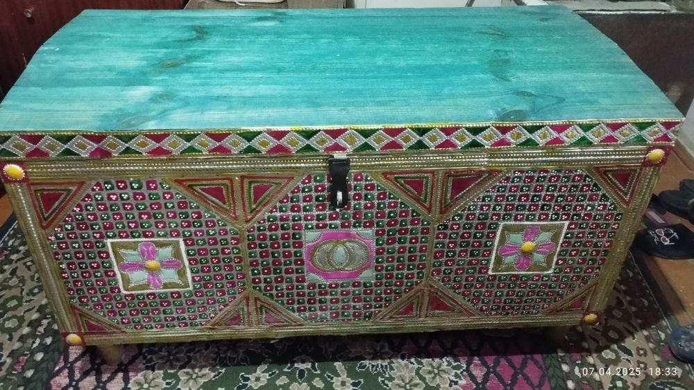 Сандик сотилади...