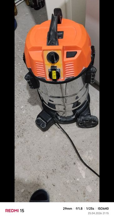 Aspirator Industrial Curățare umedă și Uscată