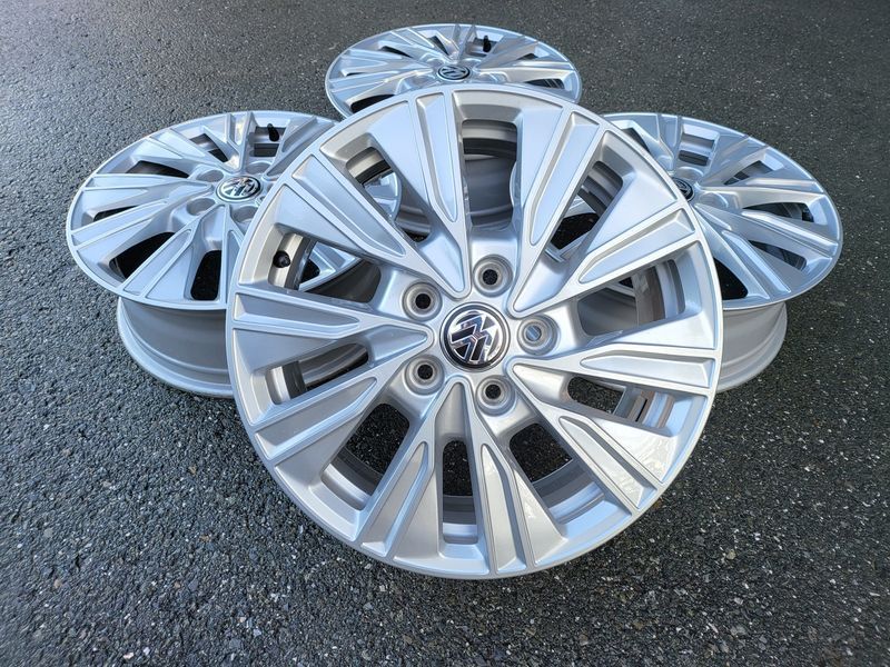 17цола Vw Фолксваген Мултиван Volkswagen Multivan 5x120 Оригинални