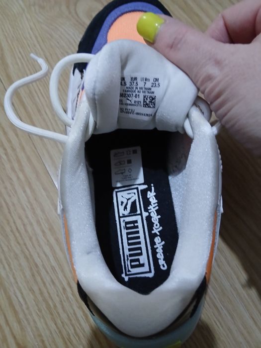 Adidași PUMA 37 1/2