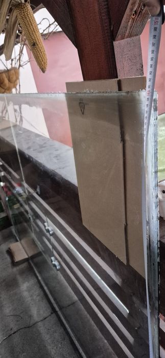 Geam patiserie covrigarie