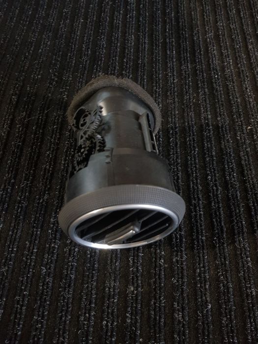 Духалка за табло Audi A3 8p Ауди А3 8п