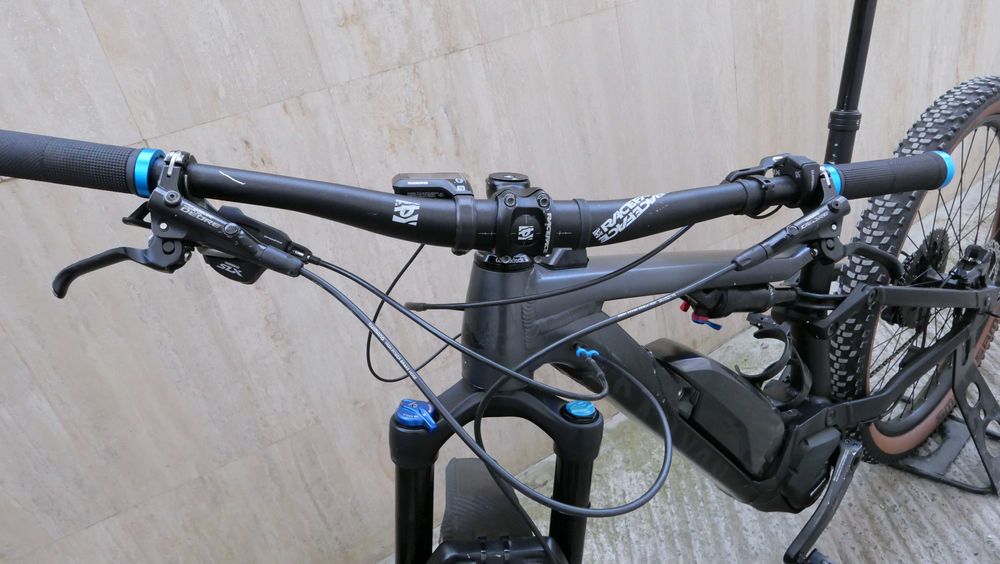 Canyon Neuron:ON 6 – e-MTB, 27.5”, FOX 130 мм, Shimano E8000, 504Wh