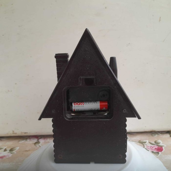 Ceas de masa/birou quartz  fabricat in Franta