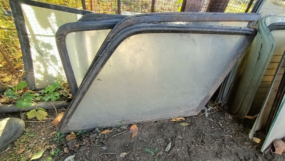 Продам автостёкла.