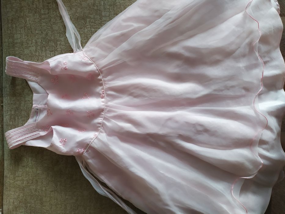 Платья на девочку