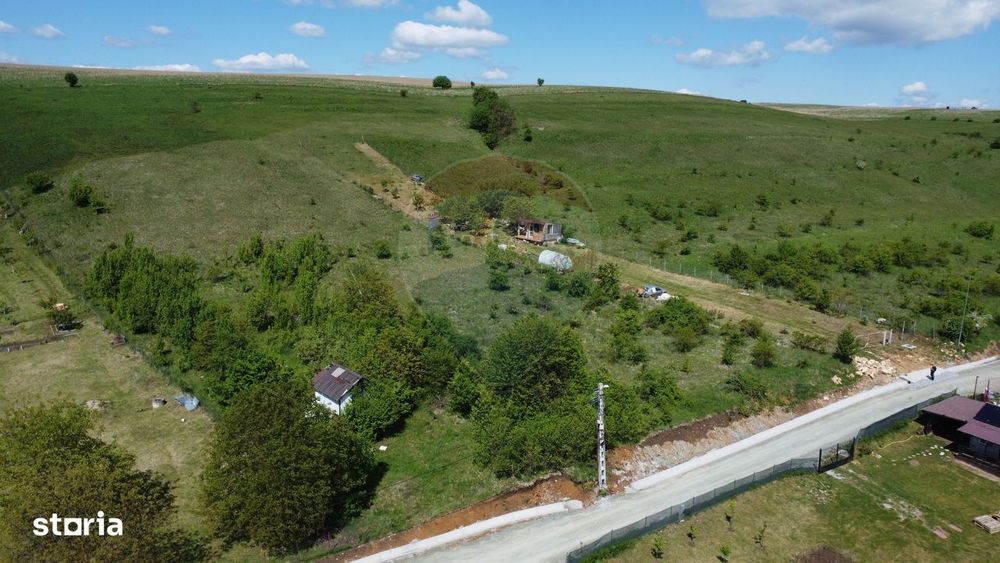 Teren intravilan 2307 mp în Salicea, zona premium, aproape de Cluj