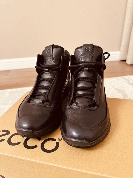 Продам обувь осень весна зима -20С