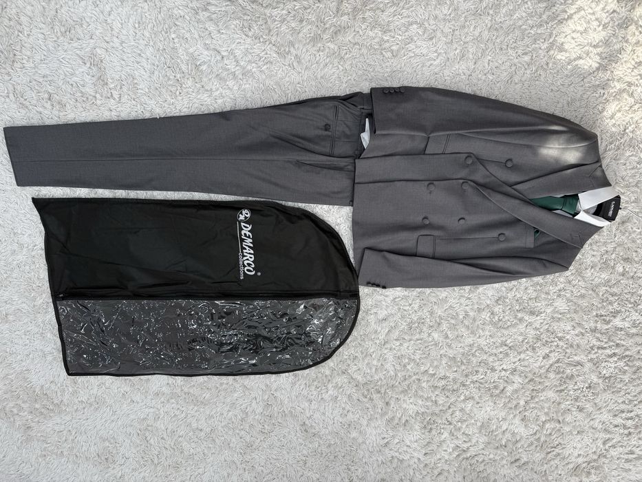 Costum de mire DeMarco