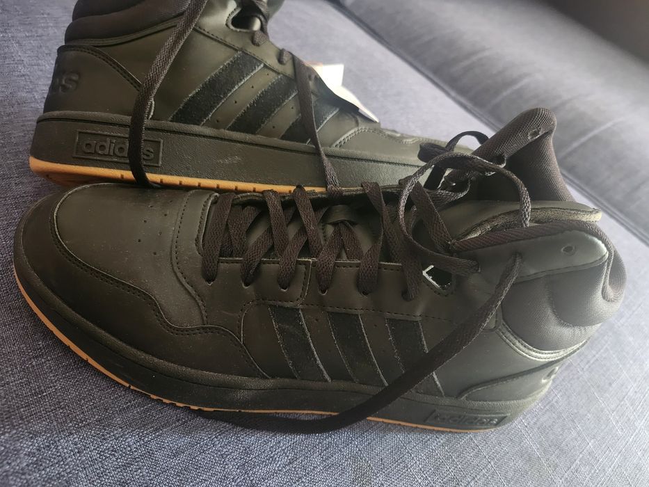 Adidas кроссовки