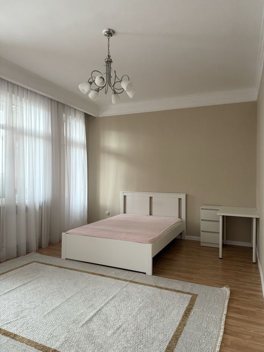 Продам 4 х комнатную квартиру