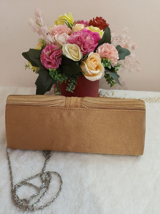Genti elegante clutch