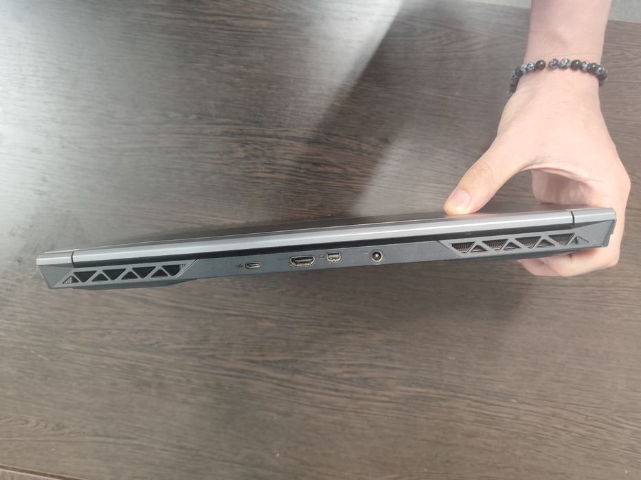 Thunderobot/RTX4060/165HZ/16GB/512GB