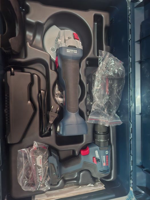 Безчетков винтоверт и ъглошлайф Бош оригинални