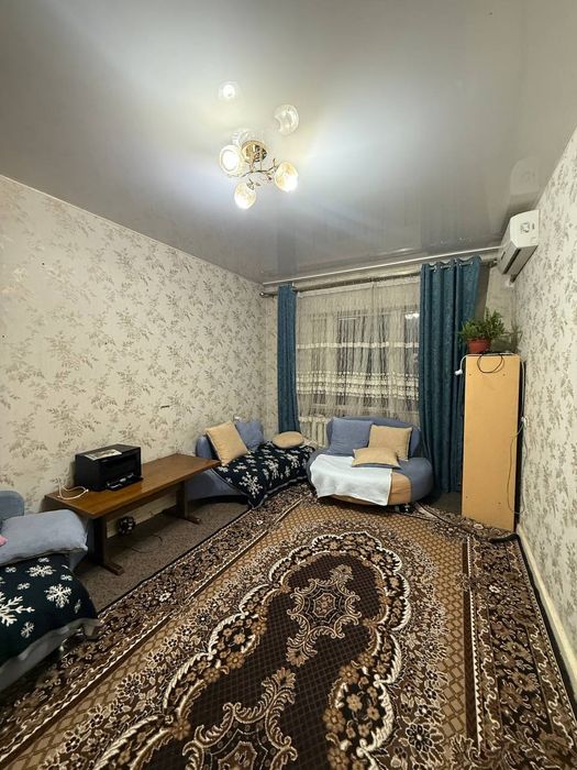 Продаётся 3х комнатная Юнусабад 19 квартал 2 этаж