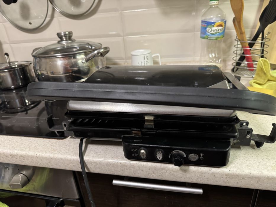 Электрогриль Grundig CG5040