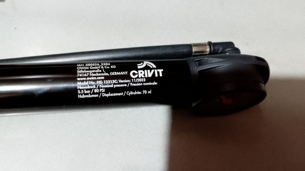 Vând pompe de suspensii de bicicleta si portbagaj de bicicleta