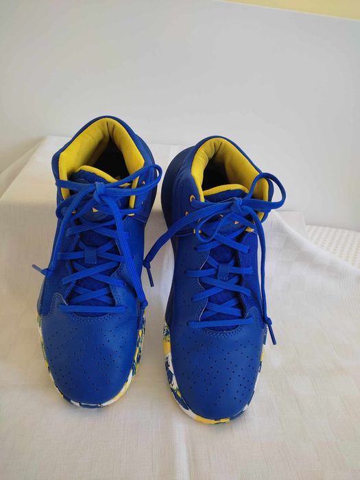 Летни Under armour размер 39-40