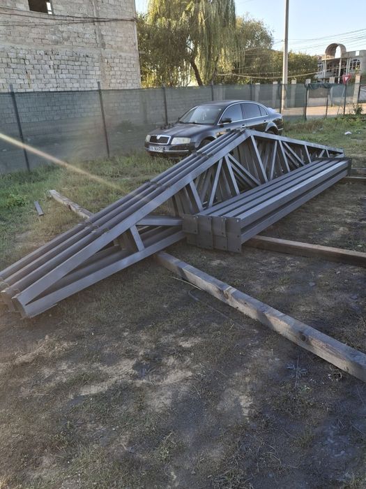 Vând structura metalica 8x15x4