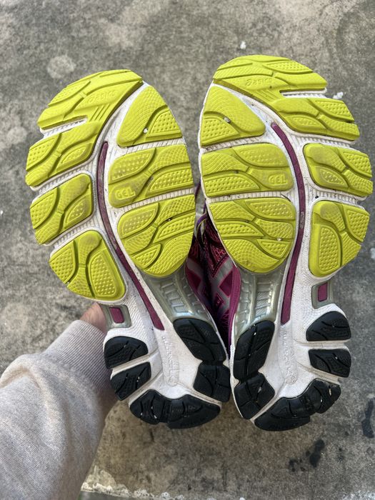 дамски маратонки Asics оригинални 39