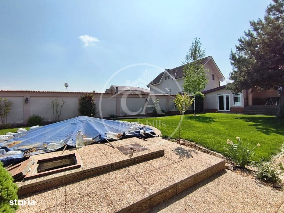 Casa de inchiriat cu 4 camere si piscina in Santandrei, Bihor