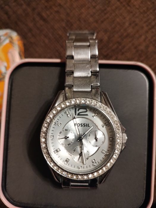 Ceas de dama Fossil model Riley ES3202