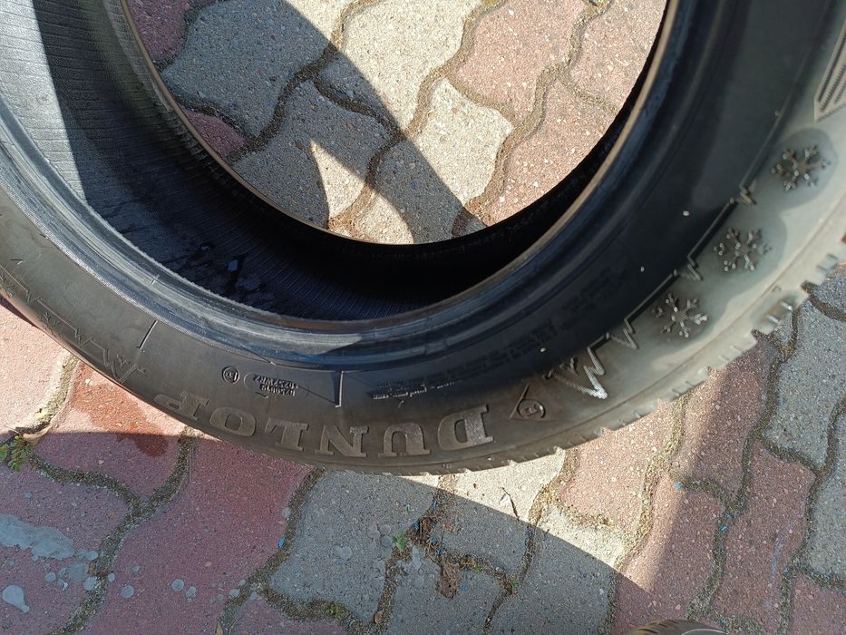 Vând set cauciucuri iarna 215/60/R17 de pe un Nissan Qashqai J11