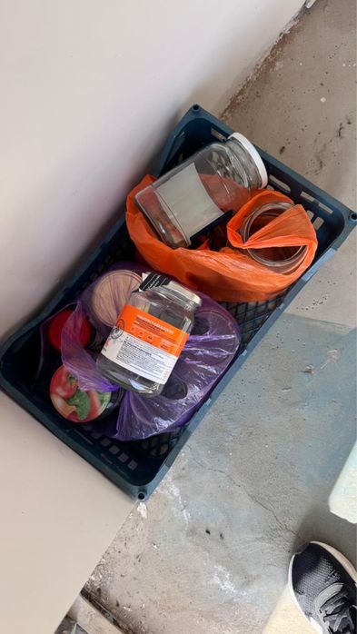 Продаются банки разных форм