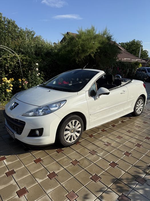 PEUGEOT 207 CC 2010
