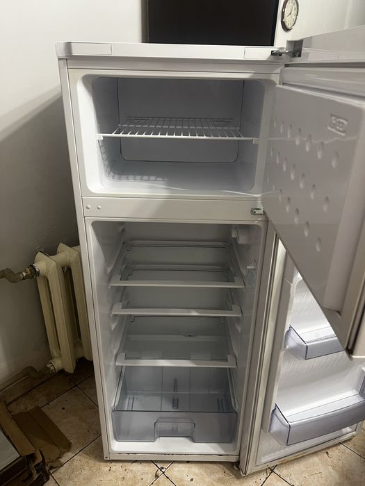 Холодильник BEKO DS 325000
