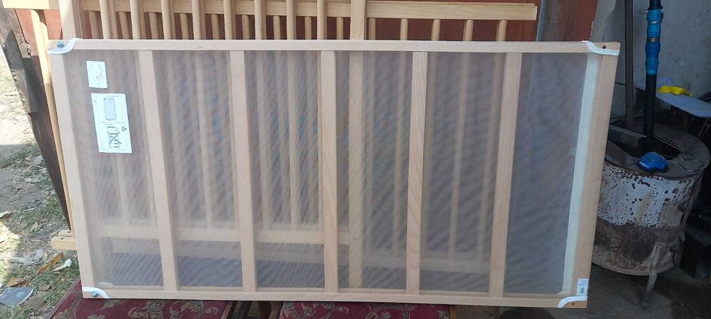 Кроватка   производство Дубай чистое дерево