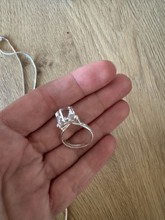 Сребърен комплект бижута с кристал