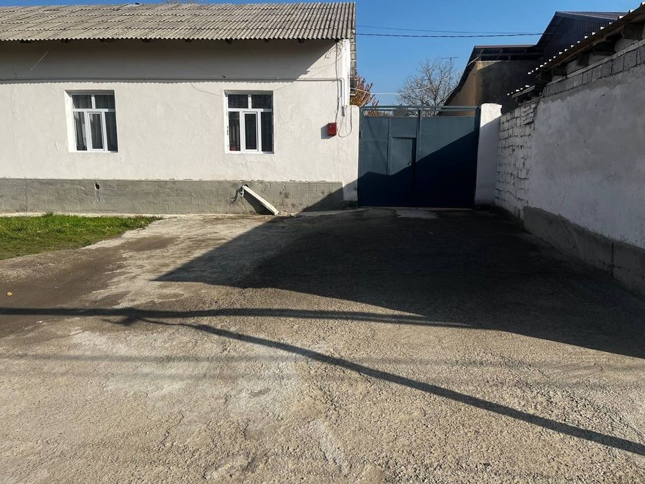 Мирза Улугбек район 9,5сотих 1сотихи 25.000