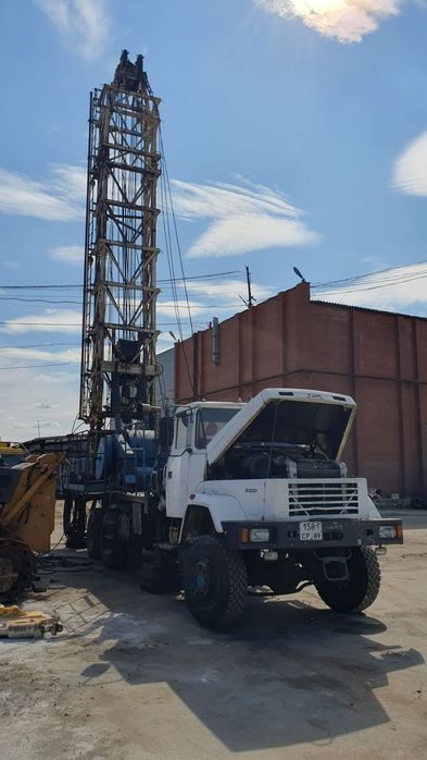 Буровая установка УПА-100