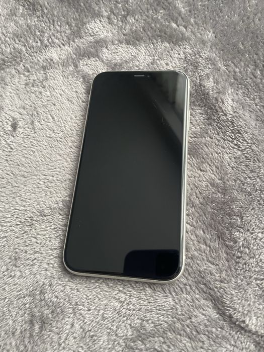 Vand iphone 11 128 gb